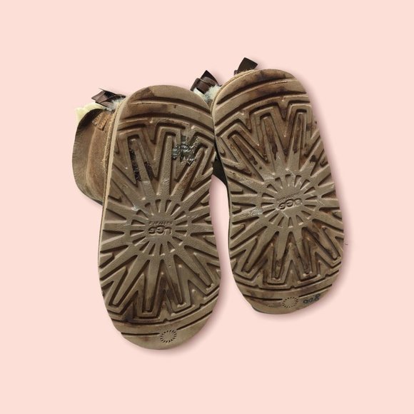 UGG Chestnut Bailey Bow Faux Sheepskin Boots 9 Tod - Picture 8 of 10